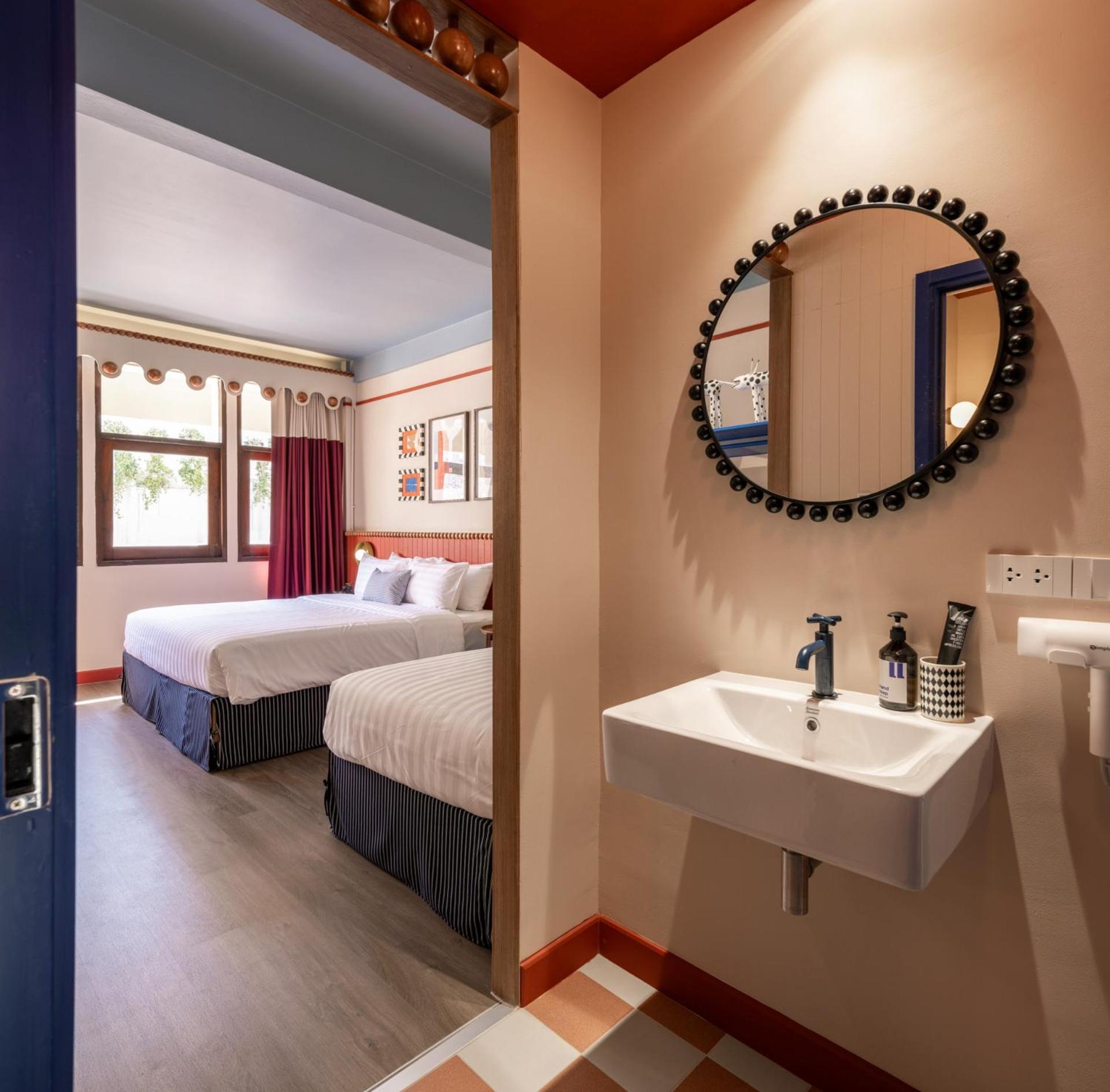 Blu Dock Restel Бангкок Экстерьер фото